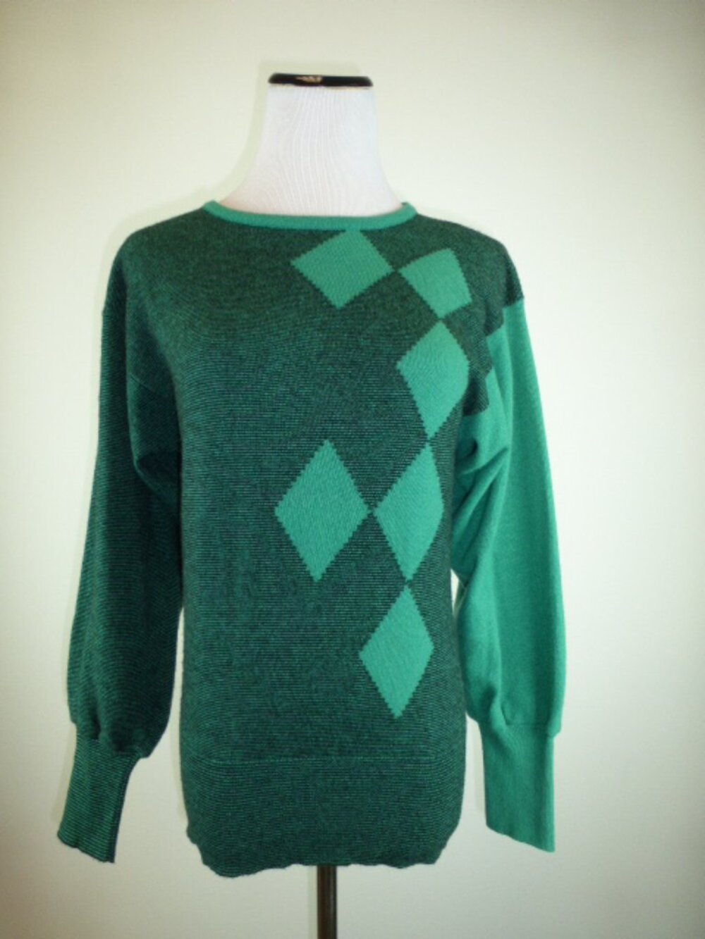 Nina Ricci Scotland green 100% Cashmere argyle plaid  vintage crewneck sweater S